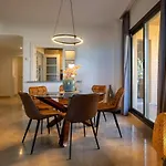 아파트 Spacious Family Paradise 에스테포나
