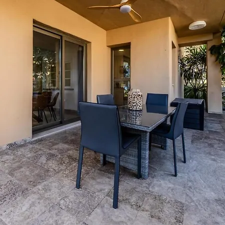 Daire Sea View Pool & Terrace 3Br In Benahavis Hills