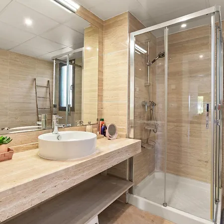 Sea View Pool & Terrace 3br In Benahavis Hills *