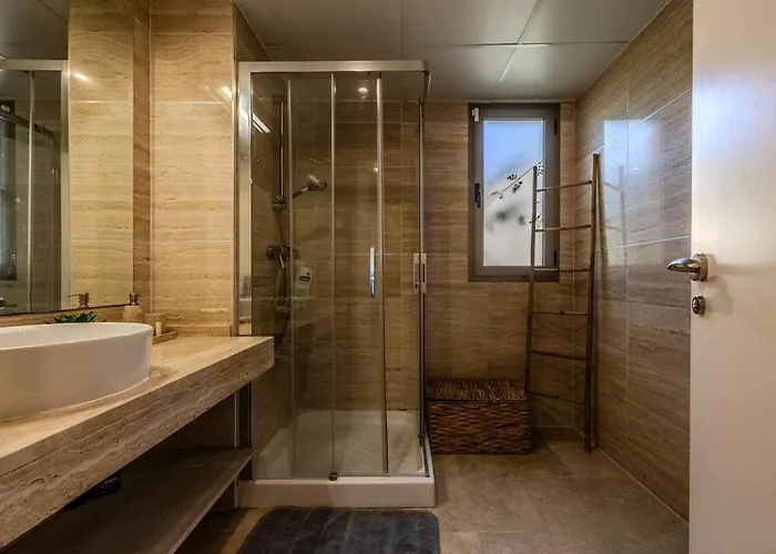 Spacious Family Paradise אסטפונה